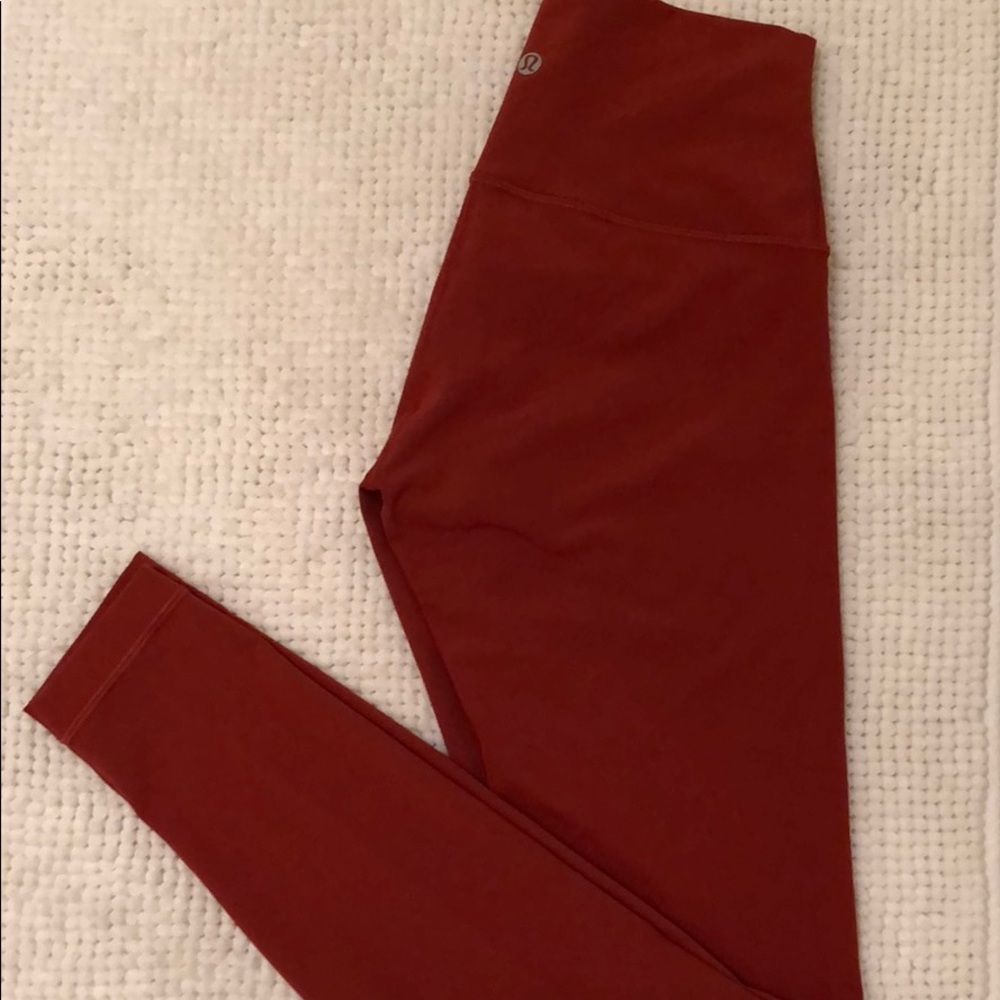 Lululemon Luxtreme Wunder Under 28” Size 4